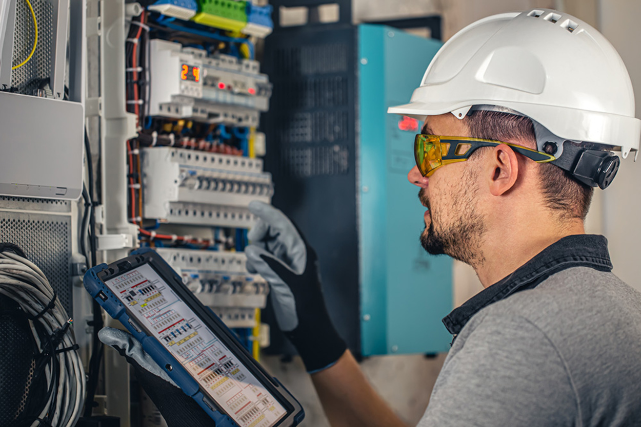 Industrie und Gewerbe bei Elektro Griesa in Annaburg